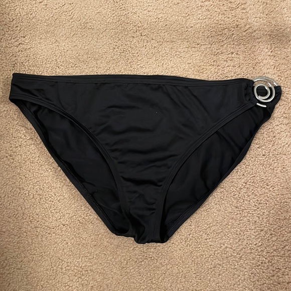 Swimsuit bottoms. - Picture 8 of 8
